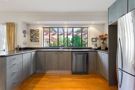 Photo of property in 89 Marina View Drive, West Harbour, Auckland, 0618