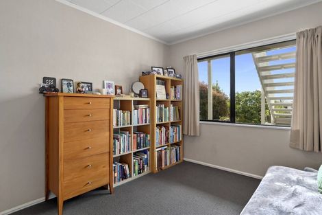 Photo of property in 110 Harbour View Road, Omokoroa, 3114