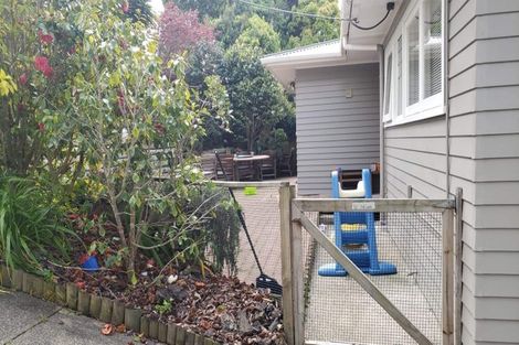 Photo of property in 88 Chivalry Road, Glenfield, Auckland, 0629