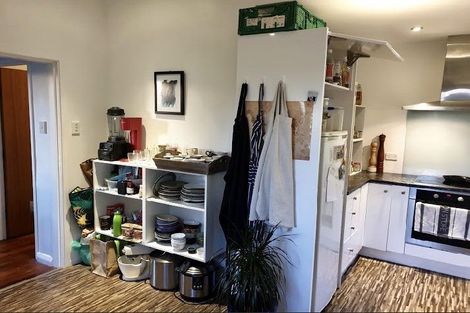 Photo of property in 56 Shelly Bay Road, Maupuia, Wellington, 6022