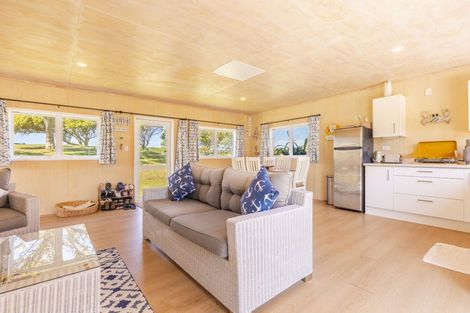 Photo of property in 3/33 Pukenui Drive, Mahia, 4198