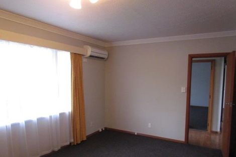 Photo of property in 2/5 Ruahine Street, Trentham, Upper Hutt, 5018