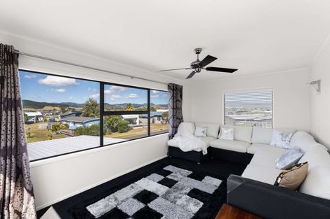 Photo of property in 137 The Fairway, Matarangi, Whitianga, 3592