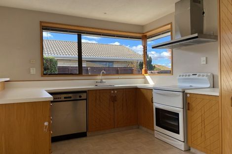 Photo of property in 1/51 Ben Nevis Drive, Broomfield, Christchurch, 8042