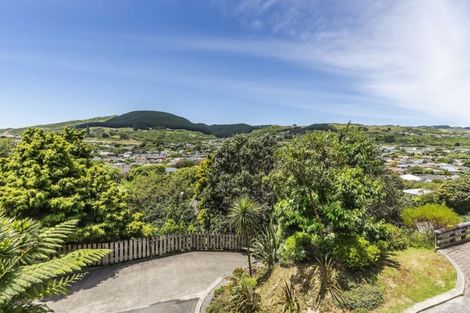 Photo of property in 297 Main Road, Tawa, Wellington, 5028