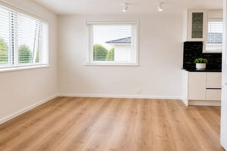 Photo of property in 3 Harrow Place, Manurewa, Auckland, 2102