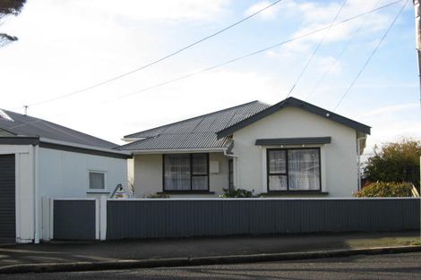 Photo of property in 8 Hargest Crescent, Saint Kilda, Dunedin, 9012