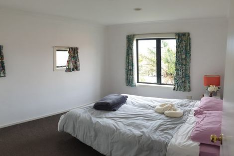 Photo of property in Tuscany Towers, 84/1 Ambrico Place, New Lynn, Auckland, 0600