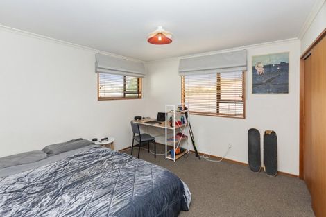 Photo of property in 16 Sayers Crescent, Ilam, Christchurch, 8041