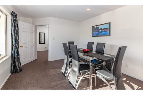 Photo of property in 3/50 Division Street, Riccarton, Christchurch, 8041