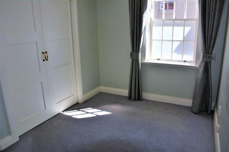 Photo of property in 2/17 Oriental Terrace, Oriental Bay, Wellington, 6011