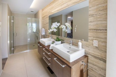 Photo of property in 1/40 Seacliffe Avenue, Belmont, Auckland, 0622