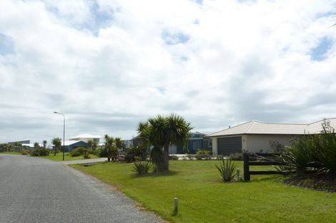 Photo of property in 7 Elley Drive, Carters Beach, Westport, 7825