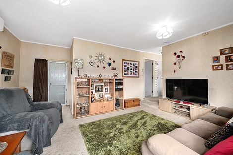 Photo of property in 22 Memphis Grove, Totara Park, Upper Hutt, 5018