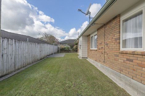 Photo of property in 14 Carisbrook Crescent, Papakura, 2110