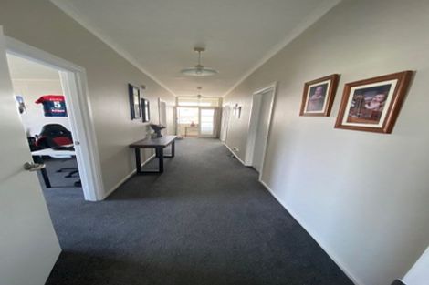 Photo of property in 20 Derby Street, Westport, 7825