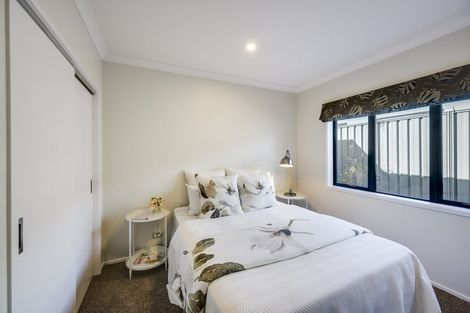 Photo of property in 6 Percy Berry Place, Havelock North, 4130