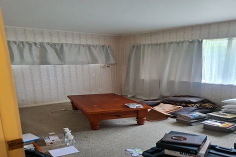 Photo of property in 15 La Perouse Street, Botany Downs, Auckland, 2010