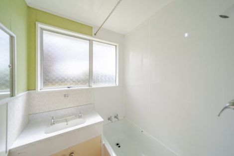 Photo of property in 52 Freyberg Avenue, Tamatea, Napier, 4112