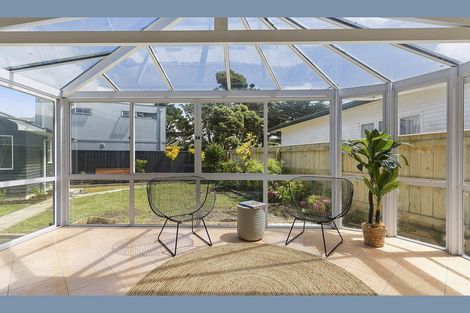 Photo of property in 22 Quebec Street, Kingston, Wellington, 6021