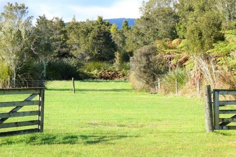 Photo of property in 1111 Ruatapu-ross Road, Totara River, Ross, 7883