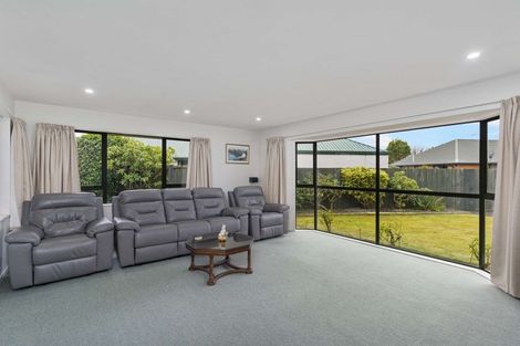 Photo of property in 6 Mclean Place, Woodend, 7610