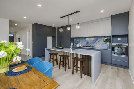 Photo of property in 4 Bendridge Street, Flat Bush, Auckland, 2019