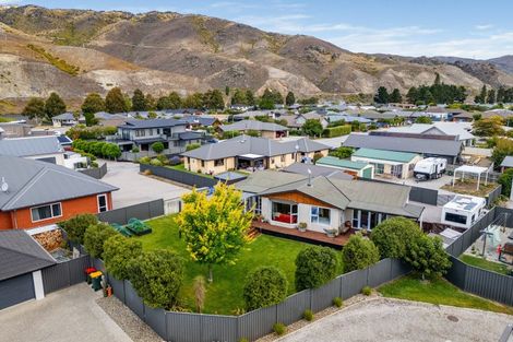 Photo of property in 2d Alpha Street, Cromwell, 9310