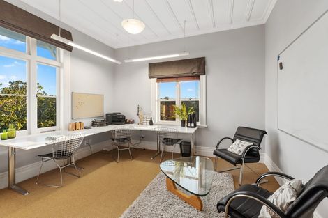 Photo of property in 49 Seaview Avenue, Northcote, Auckland, 0627