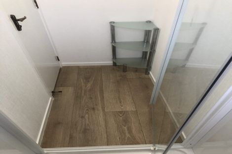 Photo of property in 1/11 Ocean View Road, Hillcrest, Auckland, 0627