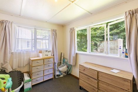 Photo of property in 16 Great North Road, Waipawa, 4210