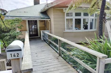 Photo of property in 142 Russell Terrace, Berhampore, Wellington, 6023