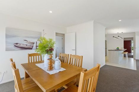 Photo of property in 29 Gallipoli Place, Paraparaumu, 5032