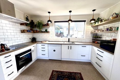 Photo of property in 35 Bedford Street, Patea, 4520