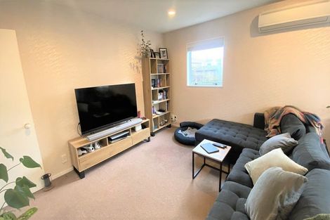 Photo of property in 70 Apsley Drive, Avonhead, Christchurch, 8042