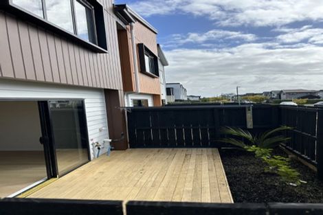Photo of property in 2 Camp X Place, Whenuapai, Auckland, 0618