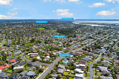 Photo of property in 29 Hepburn Road, Glendene, Auckland, 0602