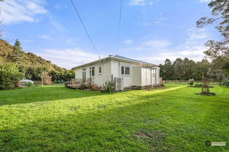Photo of property in 420 Whitemans Valley Road, Whitemans Valley, Upper Hutt, 5371