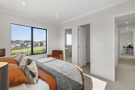 Photo of property in 2 Owen Chapman Drive, Red Beach, 0932