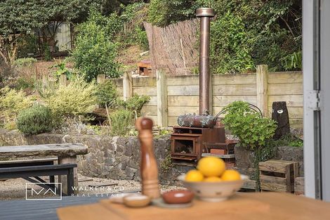 Photo of property in 97 Pinehaven Road, Pinehaven, Upper Hutt, 5019