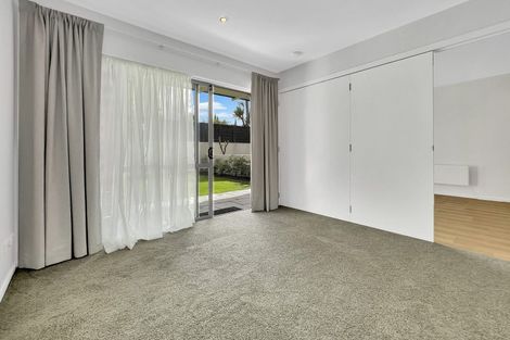 Photo of property in 3a/71 Spencer Road, Oteha, Auckland, 0632