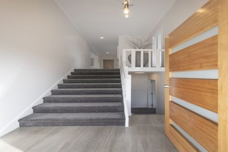 Photo of property in 1/57 Coronation Road, Hillcrest, Auckland, 0627