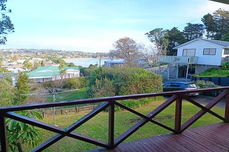 Photo of property in 22 Tindalls Bay Road, Tindalls Beach, Whangaparaoa, 0930