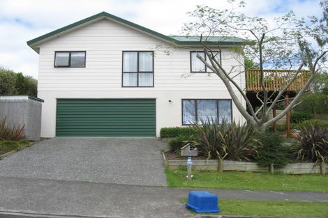 Photo of property in 15 The Glade North, Pukekohe, 2120