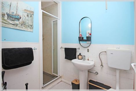 Photo of property in 72c Queen Street West, Levin, 5510