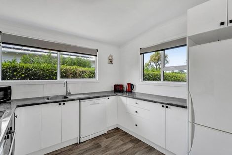 Photo of property in 39 Domett Street, Opunake, 4616