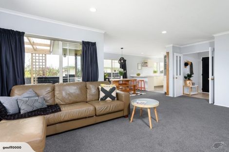 Photo of property in 12 Ridgemount Terrace, Welcome Bay, Tauranga, 3112