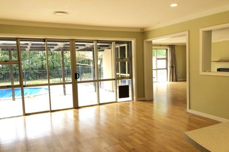 Photo of property in 268 Matua Road, Kumeu, 0891