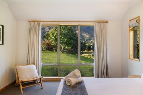 Photo of property in 49 Hunter Road, Speargrass Flat, Queenstown, 9371