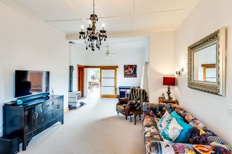 Photo of property in 10 Petane Road, Bay View, Napier, 4104